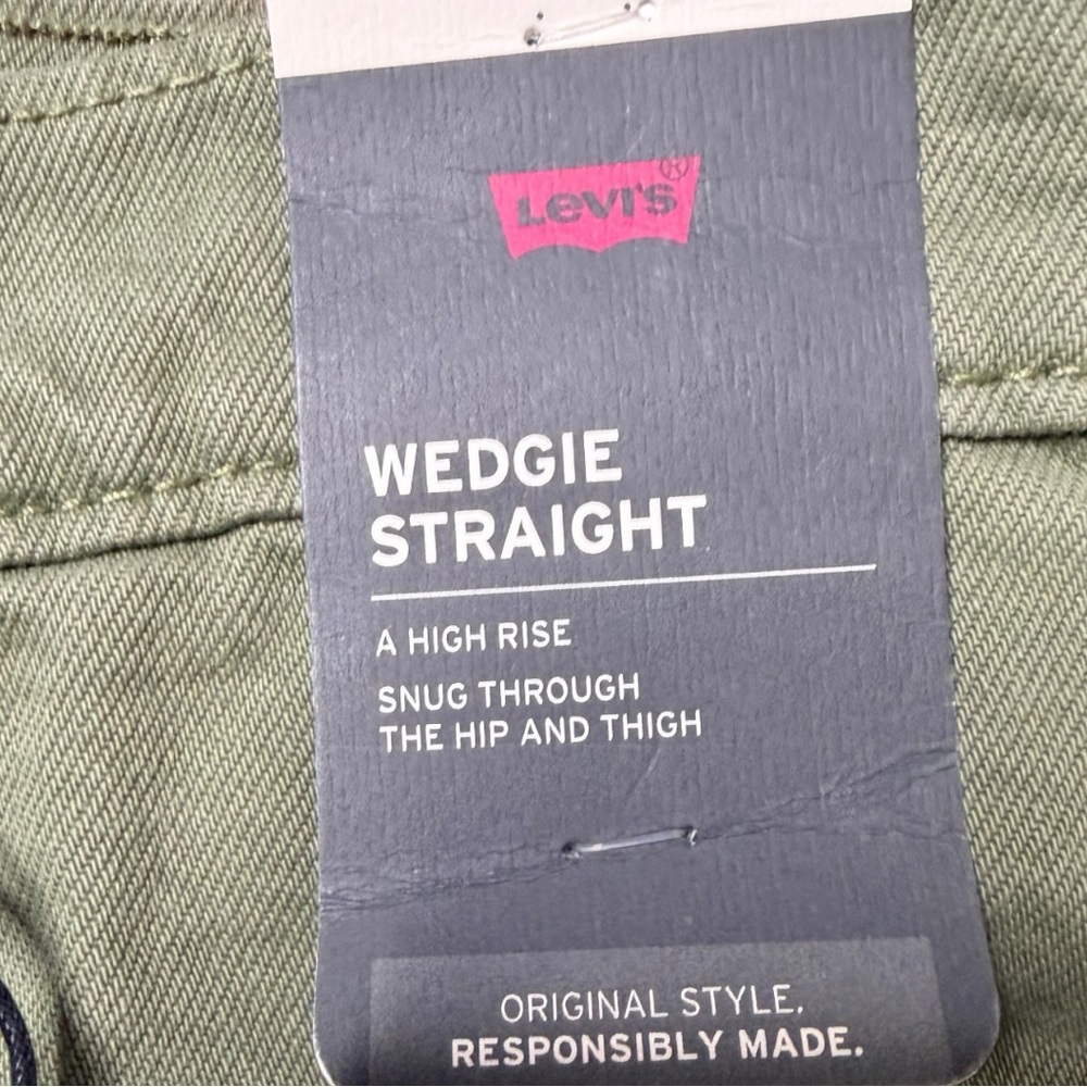 NEW LEVI’S Wedgie Straight Ankle Jeans Size 30 x 28 - Picture 6 of 6